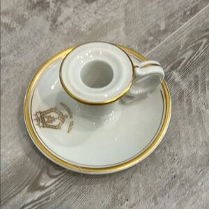 Elegant White and Gold Hotel Winecoff candle holder